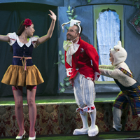 贋作・不思議の国でアリんス2012舞台写真