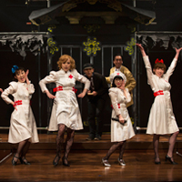 浅草紅團舞台写真